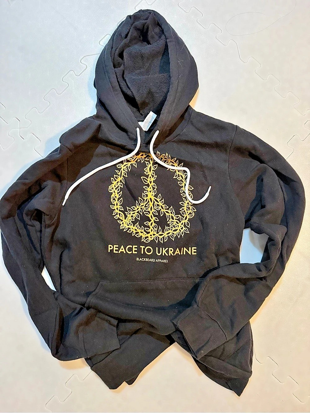 Bella + Canvas “Peace to Ukraine” Graphic Hoodie in Black M
